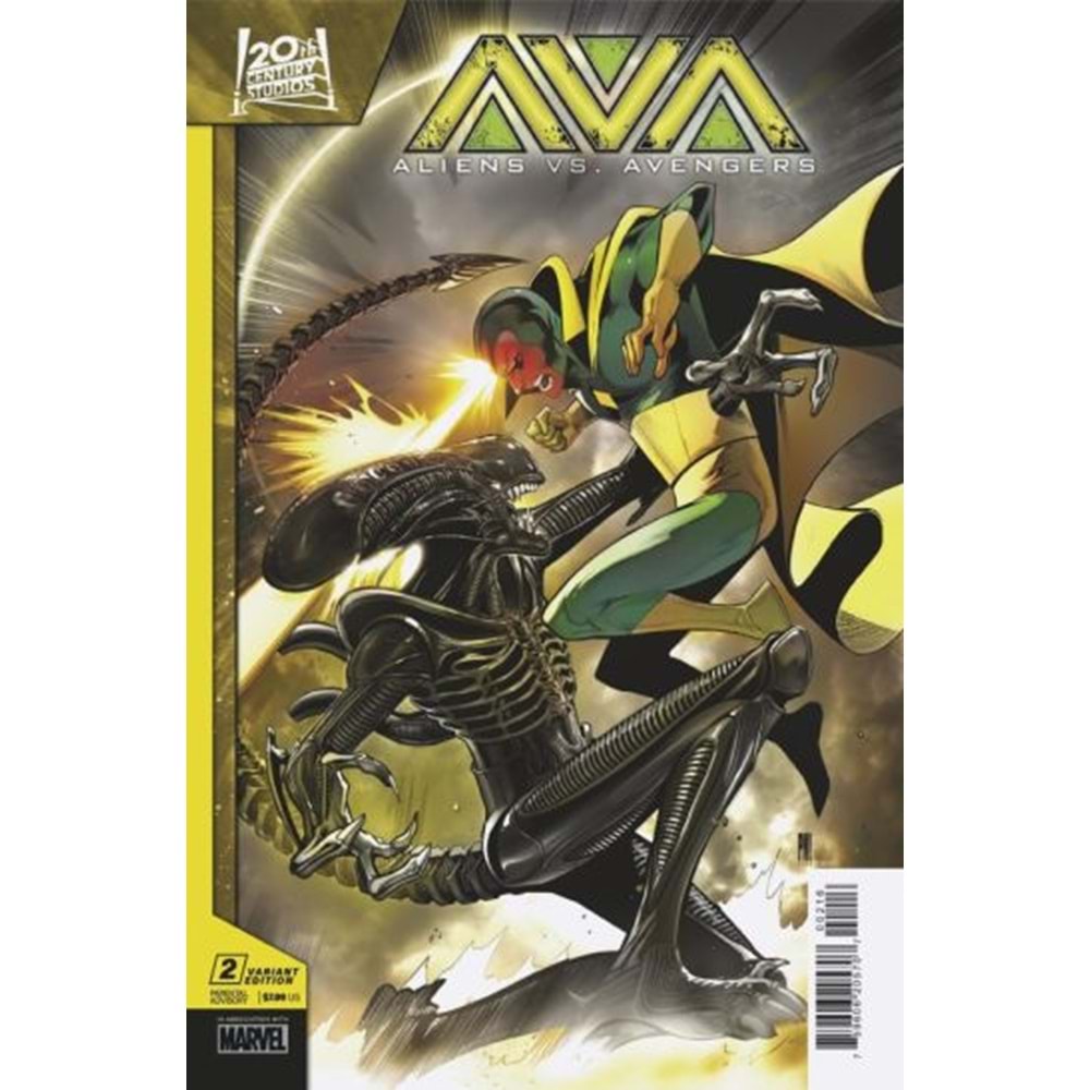 ALIENS VS AVENGERS #2 1:25 PACO MEDINA VARIANT