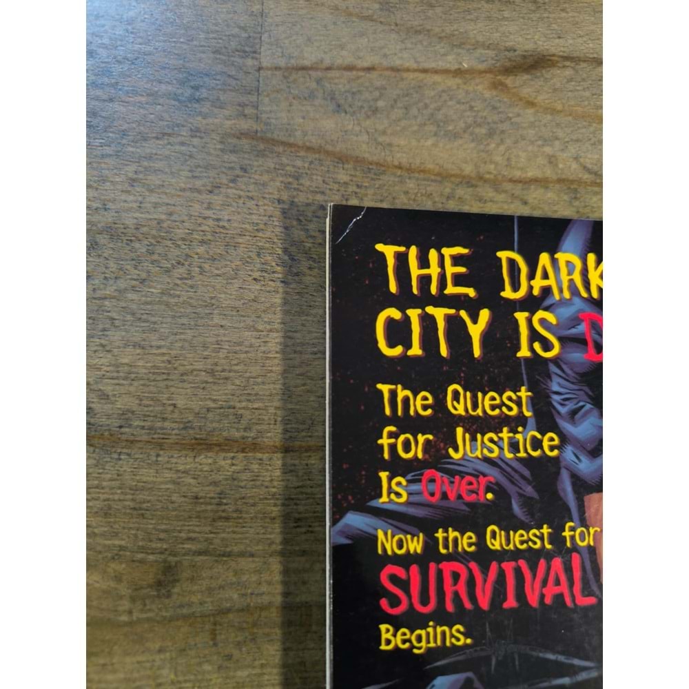 BATMAN NO MANS LAND VOL 1-5 TPB TAM SET (İKİNCİ EL)