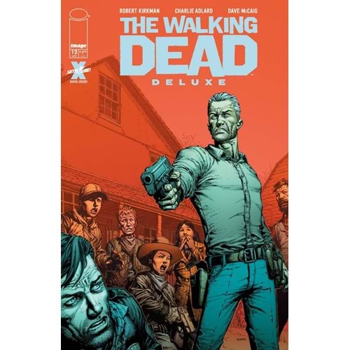 WALKING DEAD DELUXE # 12 COVER A FINCH & MCCAIG