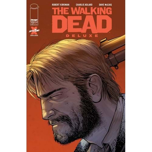 WALKING DEAD DELUXE # 12 COVER B MOORE & MCCAIG