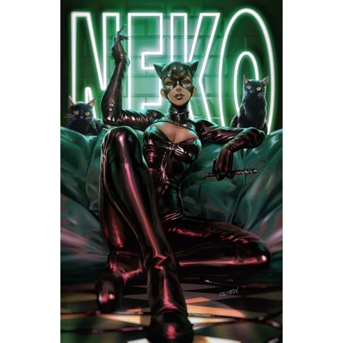 CATWOMAN (2018) # 82 COVER C DERRICK CHEW CARD STOCK VARIANT
